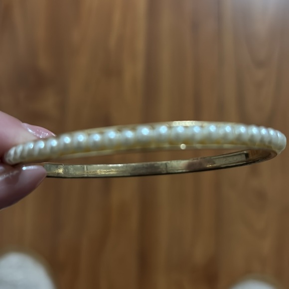 Faux Pearl headband and Bracelet - Picture 4 of 5